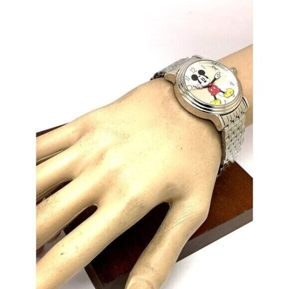 Disney Mickey Mouse Women\'s Watch WDS000684 Quartz 38mm Silver Dial Steel main image 7